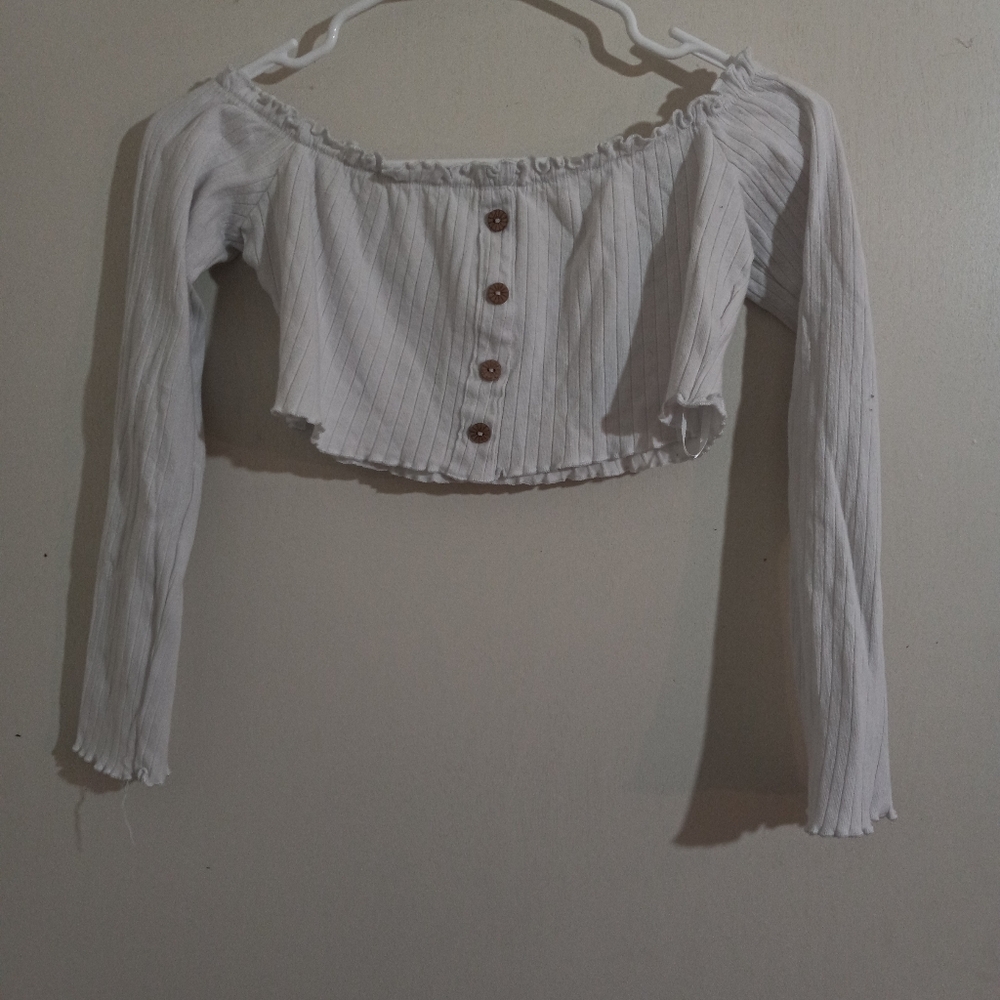 Clothes - Picture 8 of 16